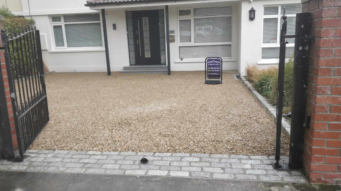 Golden Gravel Driveway with Silver Granite in County Dublin